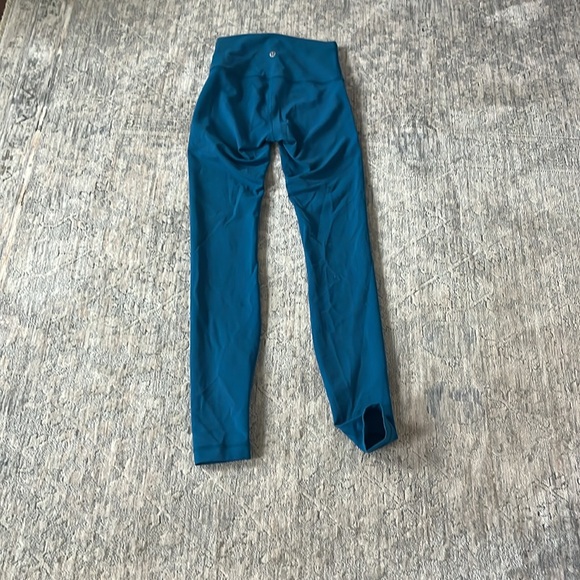 Lululemon Wundertrain blue legging size 2 - Picture 2 of 3